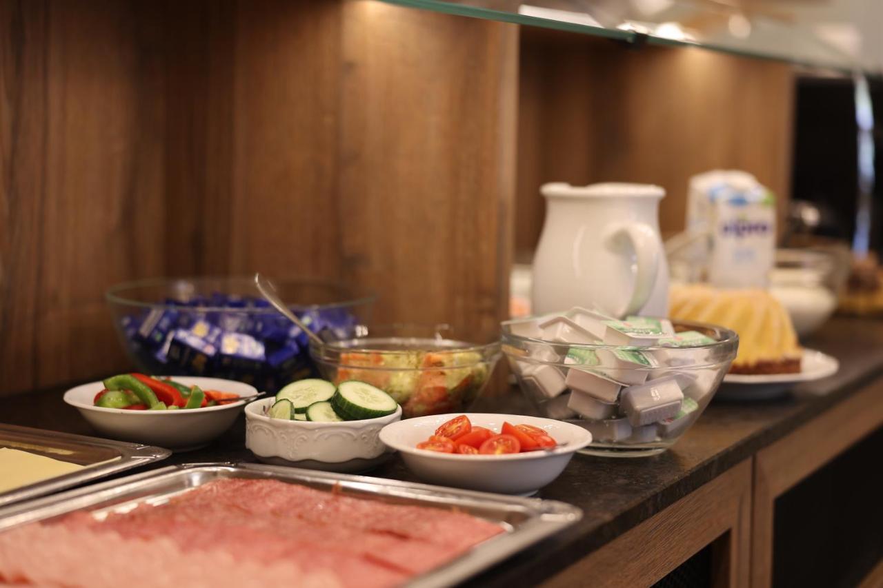 Hotel Blie, Bed & Breakfast, Self Check-In Horn Esterno foto